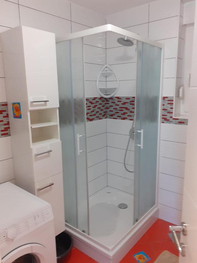 Apartment Ella, Опатия Екстериор снимка