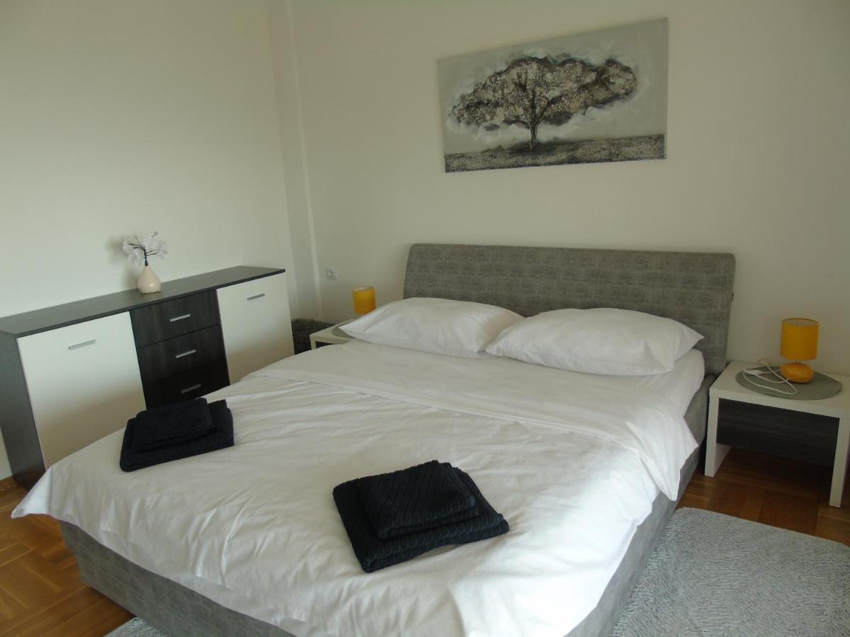 Apartment Ella, Опатия Екстериор снимка